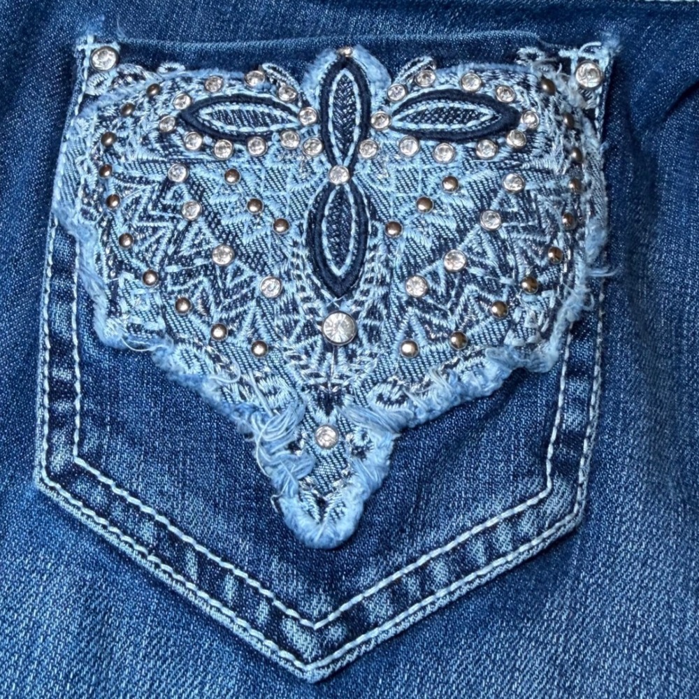 Cello Womens Size 11 Bootcut Jeans Embellished Rhinestone Distressed Y2K Frayed⁠ - Picture 12 of 16